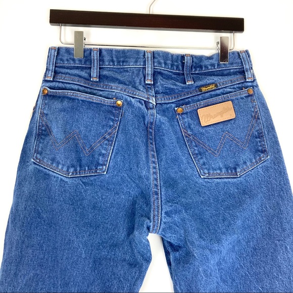 Wrangler Other - •WRANGLER• Jeans 13MWZ Cowboy Cut Med Wash 32x32